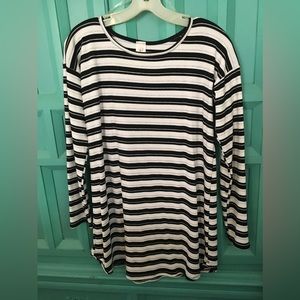 Ladies super soft top